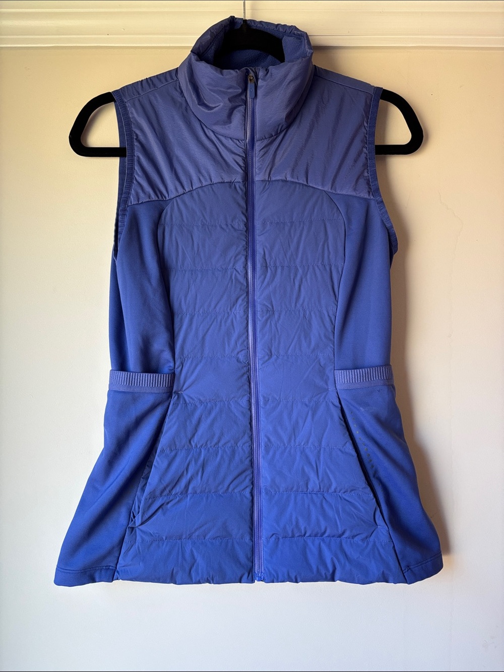 Lululemon Ventilated Packable Run Vest Blazer Blue Tone BZBT Down Filled Size 6